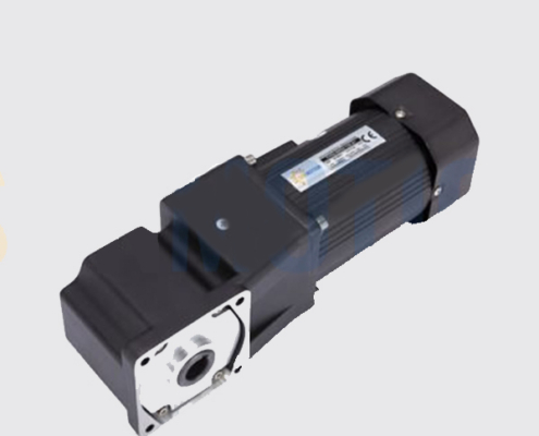 Sunmotion 90 Tip 140W AC Motor , Ac motorları nedir?  Sunmotion “AC motorlar,” Alternatif Akım (AC) ile çalışan elektrik motorlarını ifade eder. AC motorlar, elektrik enerjisini dönme hareketine dönüştüren cihazlardır.